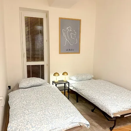 Simcity 2 I 3br In Center W Free Parking, 24 7 Self Check-in *